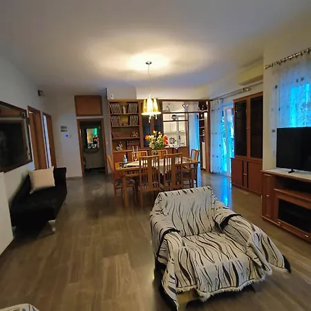 Ck Urban Haven 2br With Free Parking-10 Min To Tif-city Center Daire *